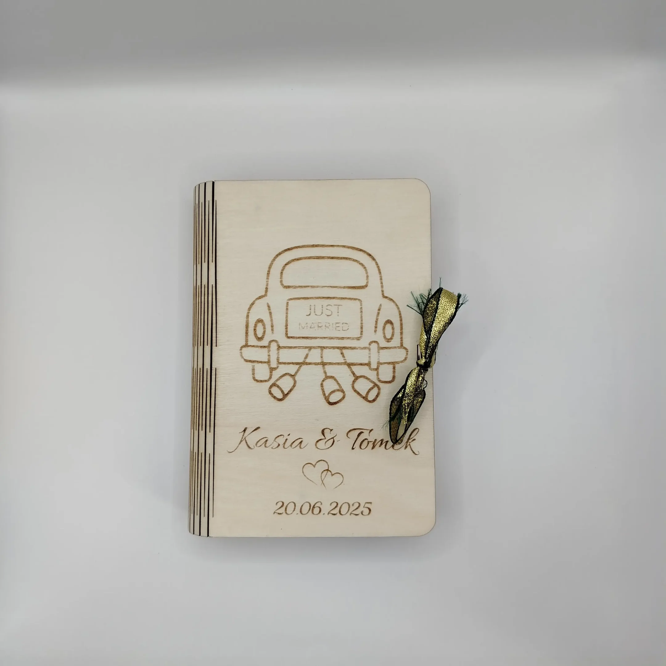 Closed laser cut wedding cash box with elegant engraved cover